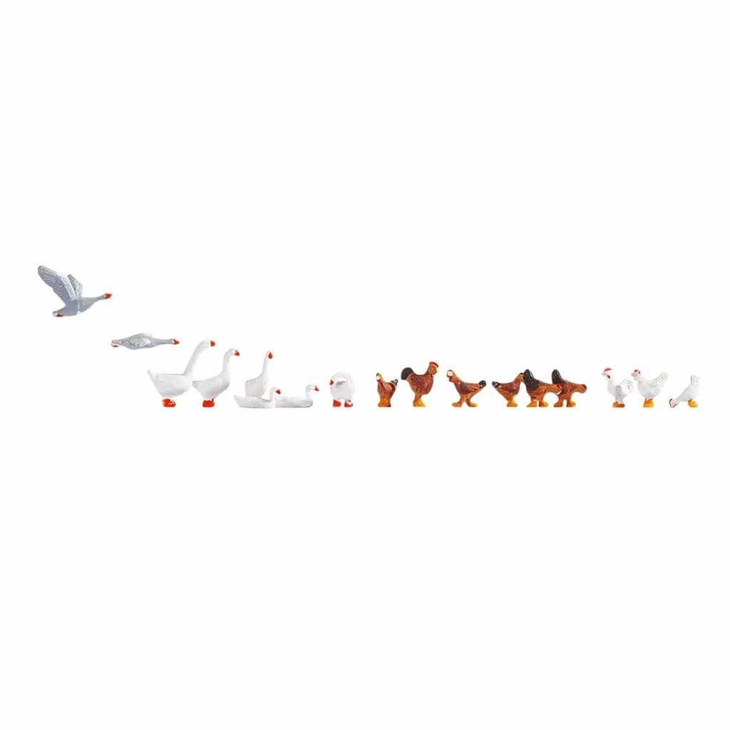 Noch 15772 Chickens & Geese (Pack of 17) OO/HO