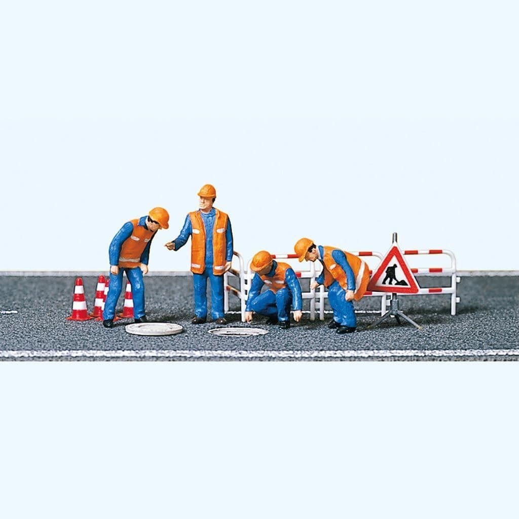 Preiser 10445 Sewermen With Barriers & Manhole Cover
