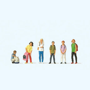 Preiser 10728 School Children (Pack of 6) - OO/HO