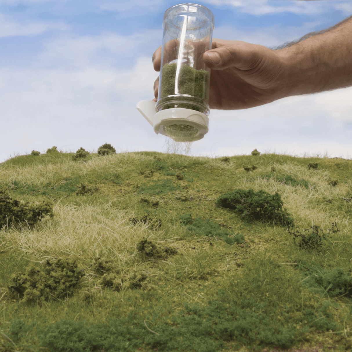 Static Grass Shaker Kit by All Game Terrain G6595