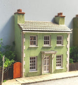 UW2005-N Low Relief Medium Town House - N / 2mm / 1:148