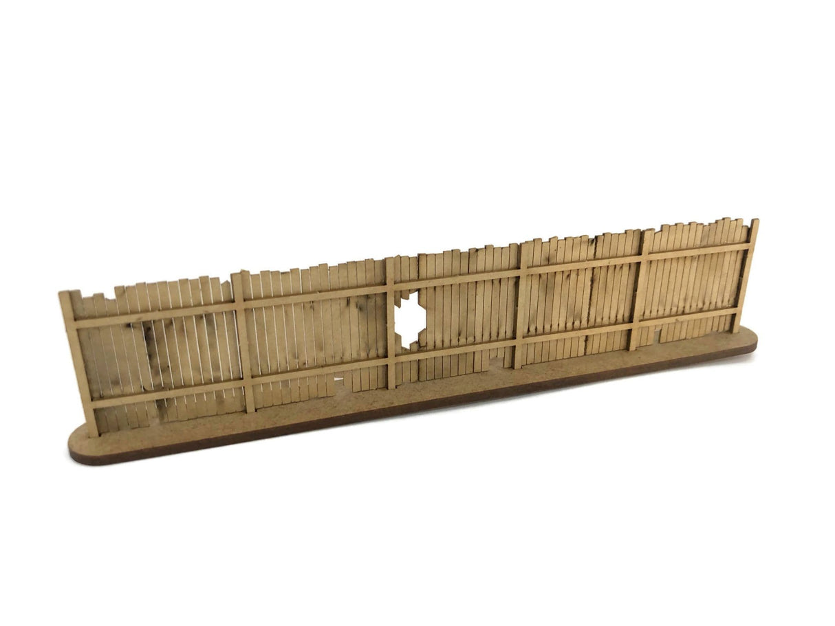 WG001-28 Laser Cut Old Wooden Fencing 28mm / 1:64
